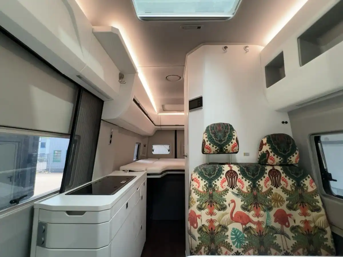 VOLKSWAGEN Crafter Grand California Autom. - Ansicht 12
